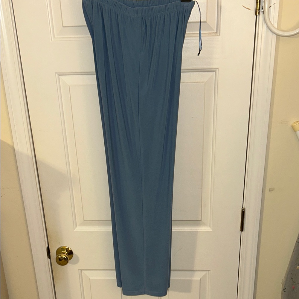 R&M Richards Blue and White 3 piece Set - Picture 7 of 8